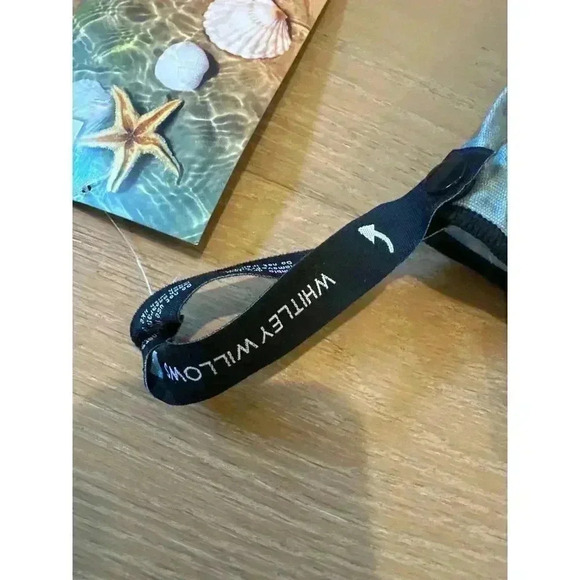 Reversible Microfiber Beach Towel 35"X70" - Picture 4 of 5